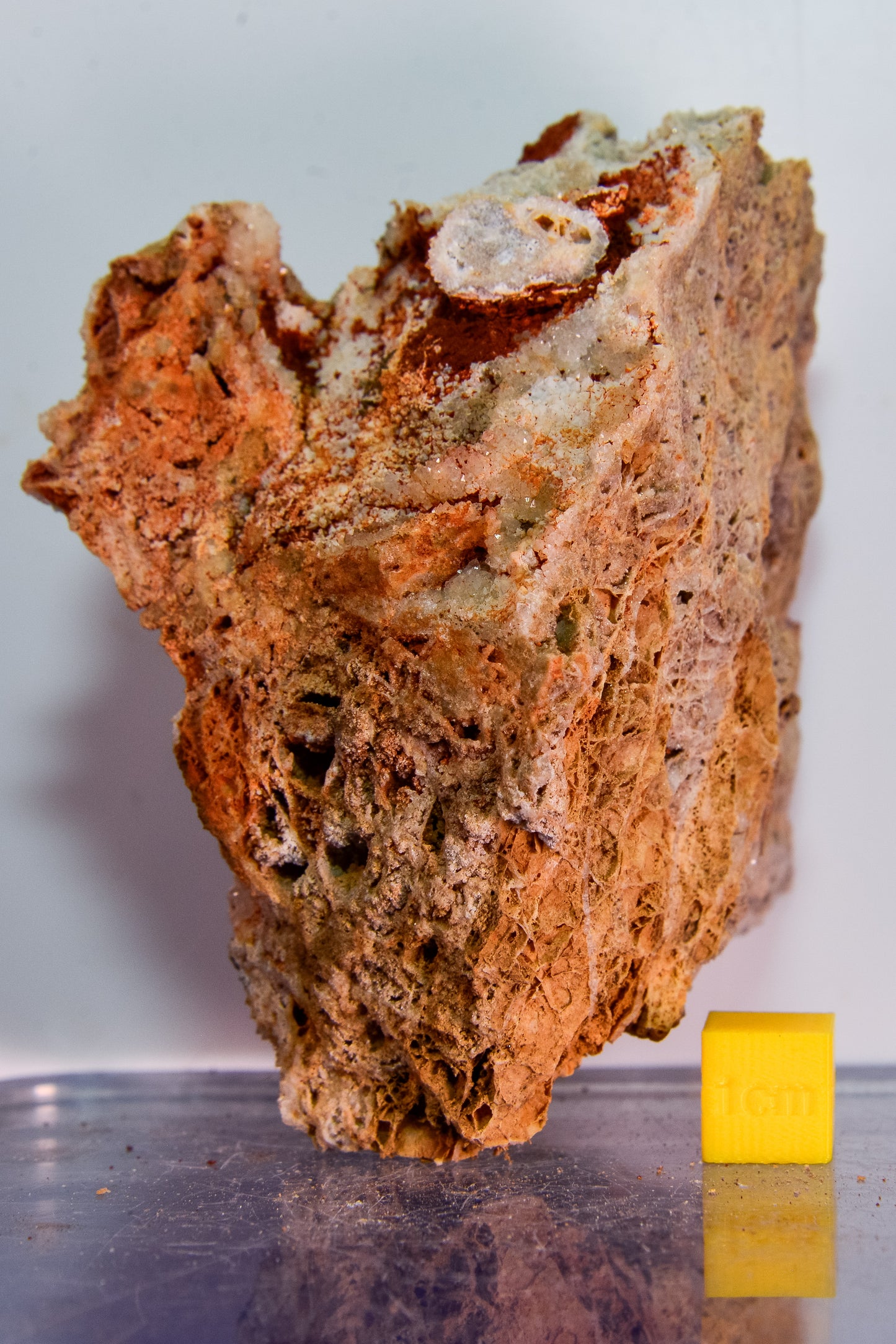 Boxwork Quartz Specimen (Zhejiang, China)